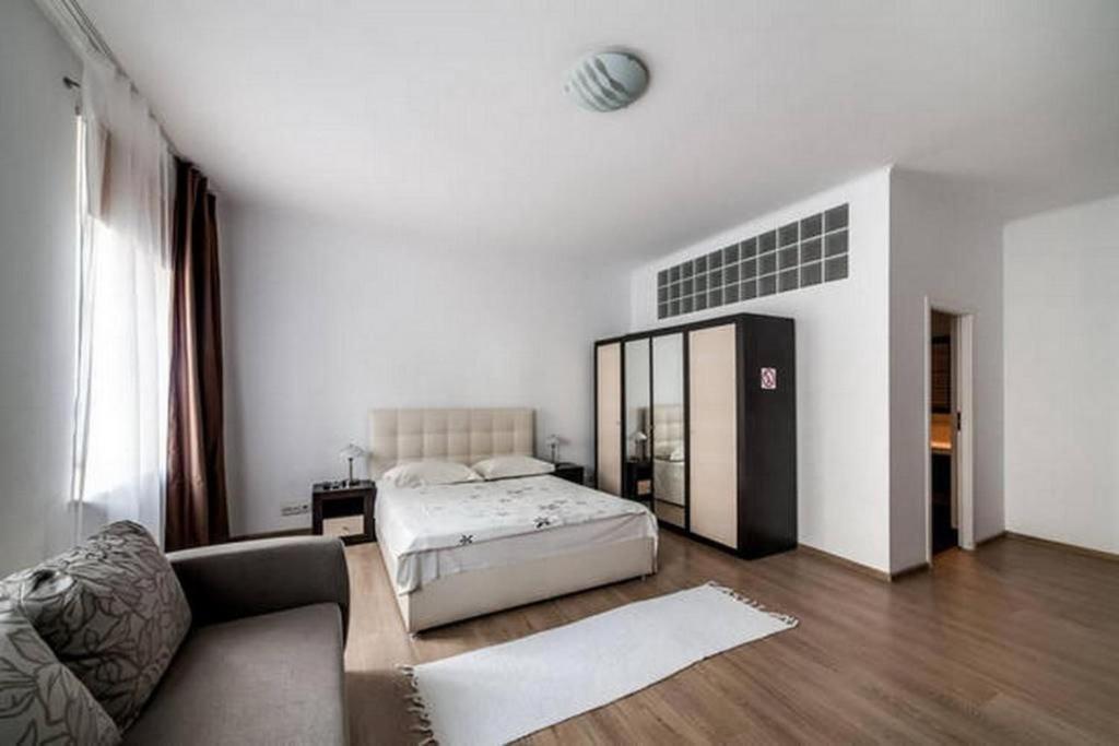 Liaynberga Apartments Lviv Bagian luar foto